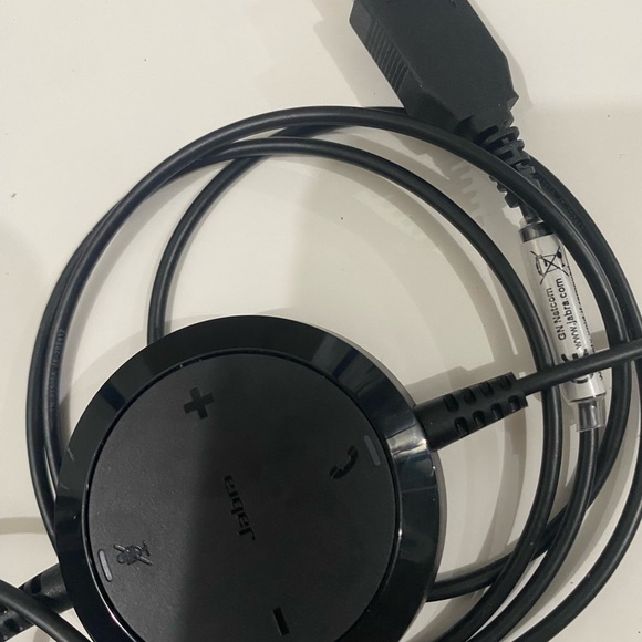 Jabra Evolve 20 UC Wired Headset, AI noise canceling headset - Picture 6 of 6